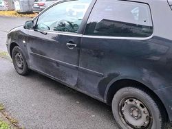 Schwarz Gebraucht 2004 VW Polo Kleinwagen | 2.000 € (Etwas zu teuer)