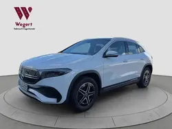 Digitalweiss metalliclack Gebraucht 2023 Mercedes EQA250 AMG line SUV | 37.790 € (Fairer Preis)