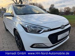 Weiß Gebraucht 2016 Hyundai i20 Classic Limousine | 7.300 € (Fairer Preis)