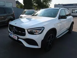 Weiß Gebraucht 2020 Mercedes GLC300 AMG SUV | 43.900 € (Etwas zu teuer)