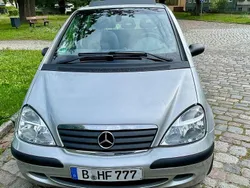Silber Gebraucht 2002 Mercedes A160 Classic Van / Kleinbus | 2.450 € (Fairer Preis)