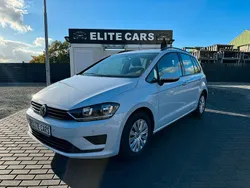 Weiß Gebraucht 2017 VW Golf Sportsvan Allstar Van / Kleinbus | 12.990 € (Guter Preis)