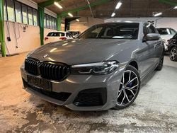 Grau Gebraucht 2021 BMW 545e M Sport Limousine | 32.495 € (Fairer Preis)