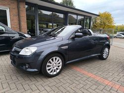 Grau Gebraucht 2009 Opel Tigra Edition Cabrio | 5.400 € (Teuer)