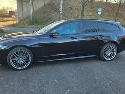 Schwarz Gebraucht 2020 Jaguar XF R-Sport Limousine | 27.100 € (Teuer)