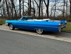 Blau Gebraucht 1965 Cadillac Deville Cabrio | 67.900 €