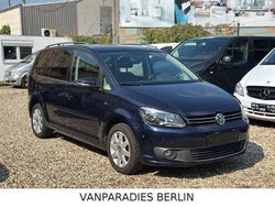 Blau Gebraucht 2015 VW Touran Cup Van / Kleinbus | 12.500 € (Guter Preis)