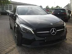 Nachtschwarz unilack Gebraucht 2018 Mercedes A180 Kleinwagen | 17.999 € (Superpreis)