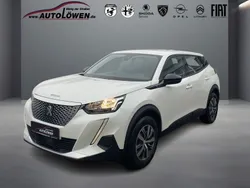 Weiß Gebraucht 2022 Peugeot e-2008 Active SUV | 17.540 € (Guter Preis)