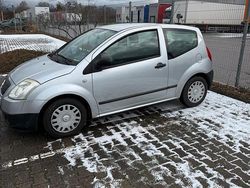 Silber Gebraucht 2005 Citroën C2 Kleinwagen | 2.850 €