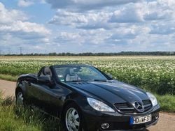 Schwarz Gebraucht 2009 Mercedes SLK200 Cabrio | 13.990 € (Fairer Preis)