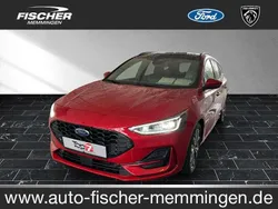 Fantastic red (rot) Gebraucht 2023 Ford Focus ST-Line Kombi | 25.400 € (Fairer Preis)