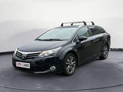 Schwarz Gebraucht 2014 Toyota Avensis Edition Kombi | 9.990 € (Fairer Preis)