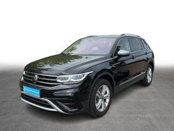 Deep black perleffekt Gebraucht 2024 VW Tiguan Allspace Elegance SUV | 39.339 € (Fairer Preis)