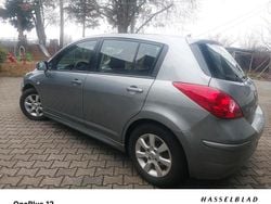 Silber Gebraucht 2010 Nissan Tiida Limousine | 2.200 € (Fairer Preis)