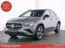 Grau Gebraucht 2024 Mercedes GLA200 Night SUV | 36.890 € (Guter Preis)