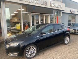 Schwarz Gebraucht 2014 Ford Focus Titanium Limousine | 4.800 € (Superpreis)