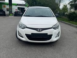 Gebraucht 2013 Hyundai i20 Classic Limousine | 2.299 € (Superpreis)