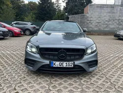 Grau Gebraucht 2016 Mercedes E350 AMG line Limousine | 26.200 € (Teuer)