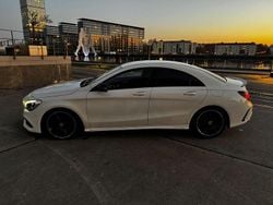 Weiß Gebraucht 2017 Mercedes CLA200 AMG line Coupé | 19.400 € (Fairer Preis)