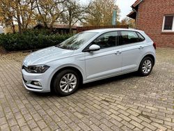 Weiß Gebraucht 2018 VW Polo Highline Kleinwagen | 11.400 € (Fairer Preis)