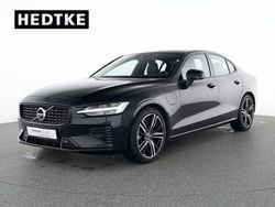 Schwarz Gebraucht 2022 Volvo S60 R-Design Limousine | 31.550 € (Superpreis)
