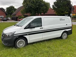 Weiß Gebraucht 2017 Mercedes Vito Van / Kleinbus | 11.000 €