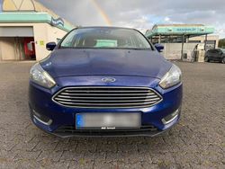 Blau Gebraucht 2018 Ford Focus Kombi | 4.999 €