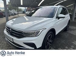 Weiß Gebraucht 2022 VW Tiguan Active SUV | 25.998 € (Guter Preis)