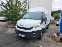 Weiß Gebraucht 2015 Iveco Daily Van | 5.500 €
