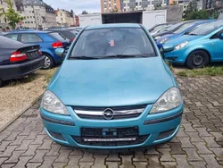 Blau Gebraucht 2004 Opel Corsa Kleinwagen | 1.500 € (Guter Preis)