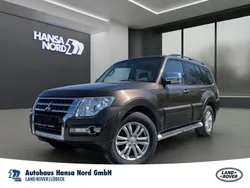 Braun Gebraucht 2018 Mitsubishi Pajero Top SUV | 24.555 € (Fairer Preis)