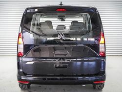 Deep black metallic (2t) deep black metallic (2t) Neu 2025 VW Caddy Maxi Life Van / Kleinbus | 36.174 € (Guter Preis)