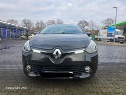 Schwarz Gebraucht 2016 Renault Clio IV LIMITED Kleinwagen | 7.800 € (Fairer Preis)