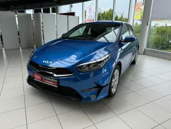 Blue flame (blau) Neu 2024 Kia Ceed Vision Limousine | 22.370 € (Fairer Preis)