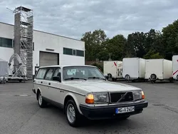 Beige Gebraucht 1987 Volvo 240 Kombi | 9.300 €