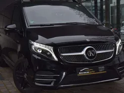 Obsidianschwarz metallic Gebraucht 2021 Mercedes V220 Van / Kleinbus | 93.700 €