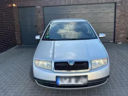 Grau Gebraucht 2003 Skoda Fabia Kombi | 2.200 € (Teuer)