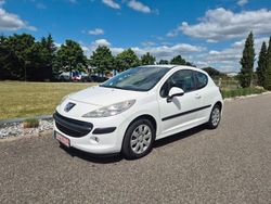 Weiß Gebraucht 2009 Peugeot 207 Tendance Kleinwagen | 3.350 € (Etwas zu teuer)