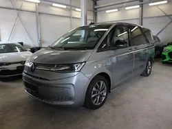 Silber Gebraucht 2022 VW T7 Style Van | 52.900 € (Fairer Preis)