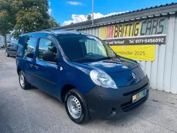Blau Gebraucht 2009 Renault Kangoo Van / Kleinbus | 5.990 € (Etwas zu teuer)
