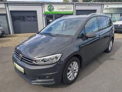 Grau Gebraucht 2017 VW Touran Sound Van / Kleinbus | 11.490 € (Etwas zu teuer)