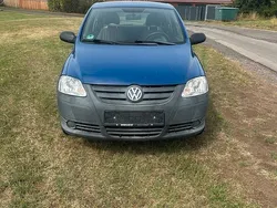 Blau Gebraucht 2011 VW Fox Style Kleinwagen | 1.850 € (Fairer Preis)