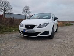 Weiß Gebraucht 2010 Seat Ibiza SC Kleinwagen | 3.990 € (Fairer Preis)