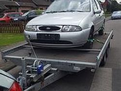 Silber Gebraucht 1996 Ford Fiesta Kleinwagen | 300 €