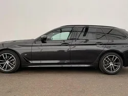 Schwarz Gebraucht 2022 BMW 520 Shadowline Kombi | 41.799 € (Etwas zu teuer)