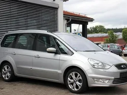 Silber Gebraucht 2014 Ford Galaxy Titanium Van / Kleinbus | 9.990 € (Fairer Preis)
