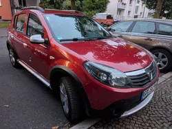 Rot Gebraucht 2012 Dacia Sandero Stepway Kleinwagen | 4.890 € (Guter Preis)