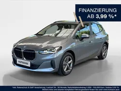 Skyscraper grau metallic Gebraucht 2023 BMW 230e Active Tourer Luxury Line Van / Kleinbus | 35.926 €