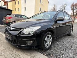 Schwarz Gebraucht 2012 Hyundai i30 Classic Kombi | 3.499 € (Superpreis)